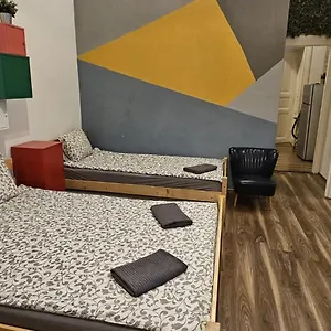 Cheerful And Cozy 2 Bedrooms 2 Bathrooms With Location Apartment Budapest